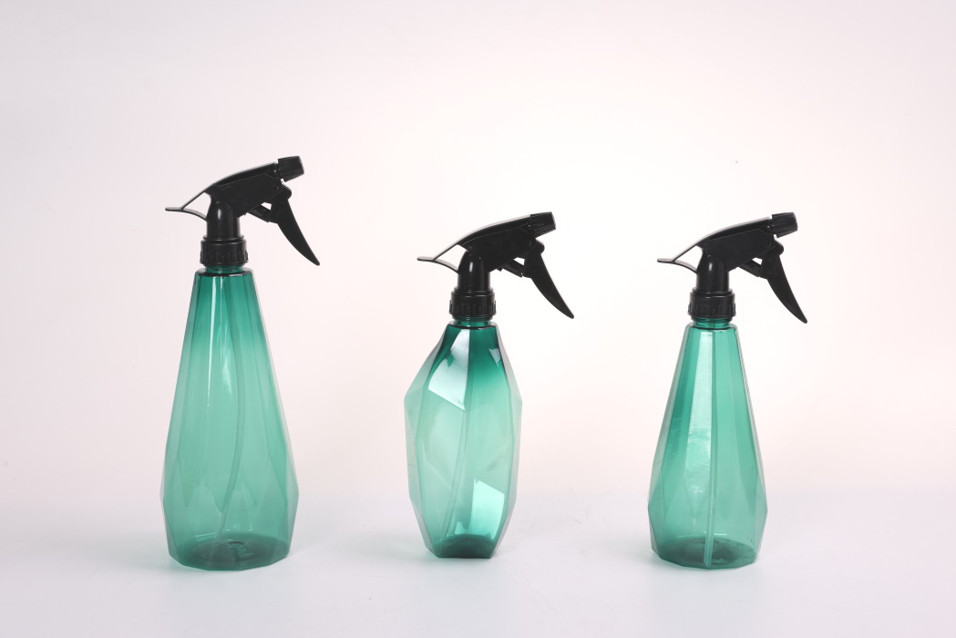 تطوير وميزات البخاخ اليدوي